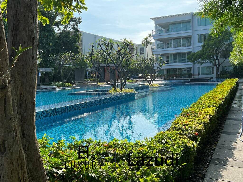 1 Bed Condo At Baan Sandao For Rent