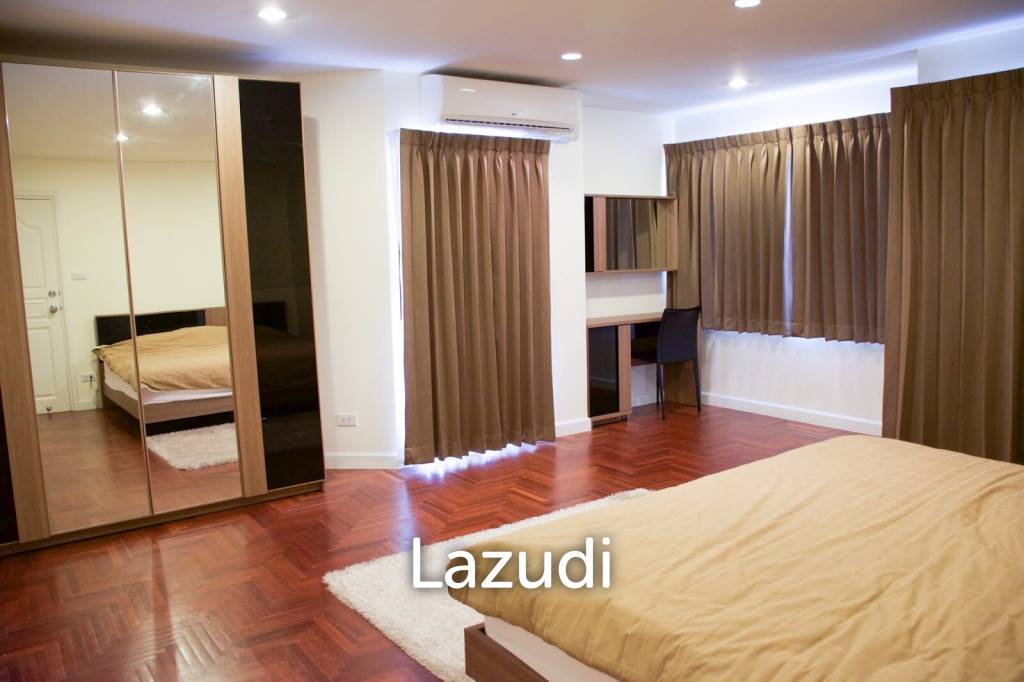 2 bed 2 bath 144 SQ.M Silom Condominuim