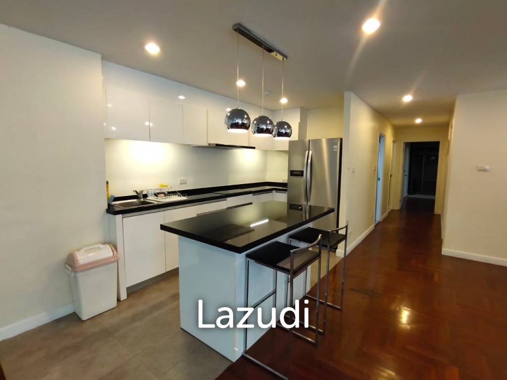 2 bed 2 bath 144 SQ.M Silom Condominuim