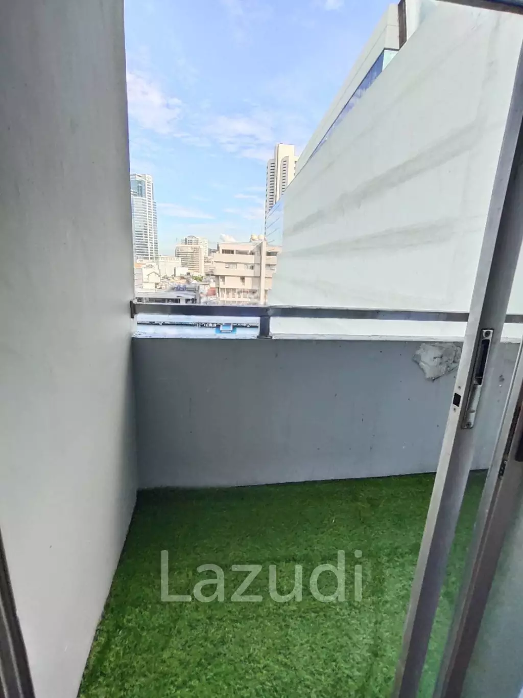 2 bed 2 bath 144 SQ.M Silom Condominuim