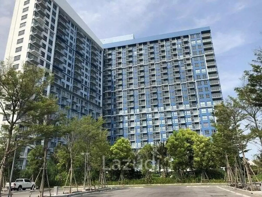 2 Bed Condo with Sea View