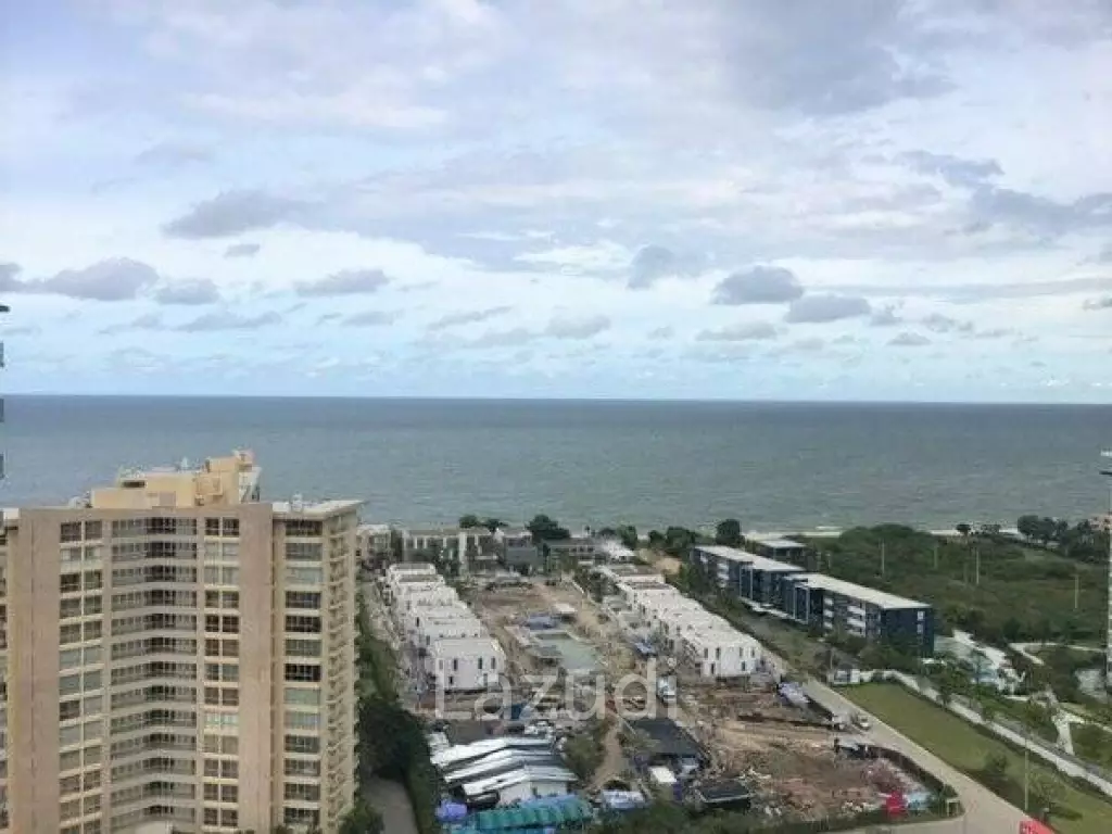 2 Bed Condo with Sea View