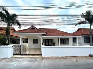 Single House for Sale at Raviporn Village