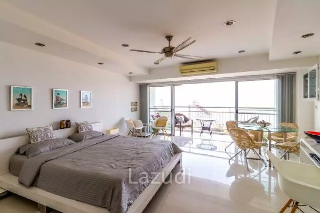 NEWLY RENOVATE CONDO WITH STUNNING VIEW