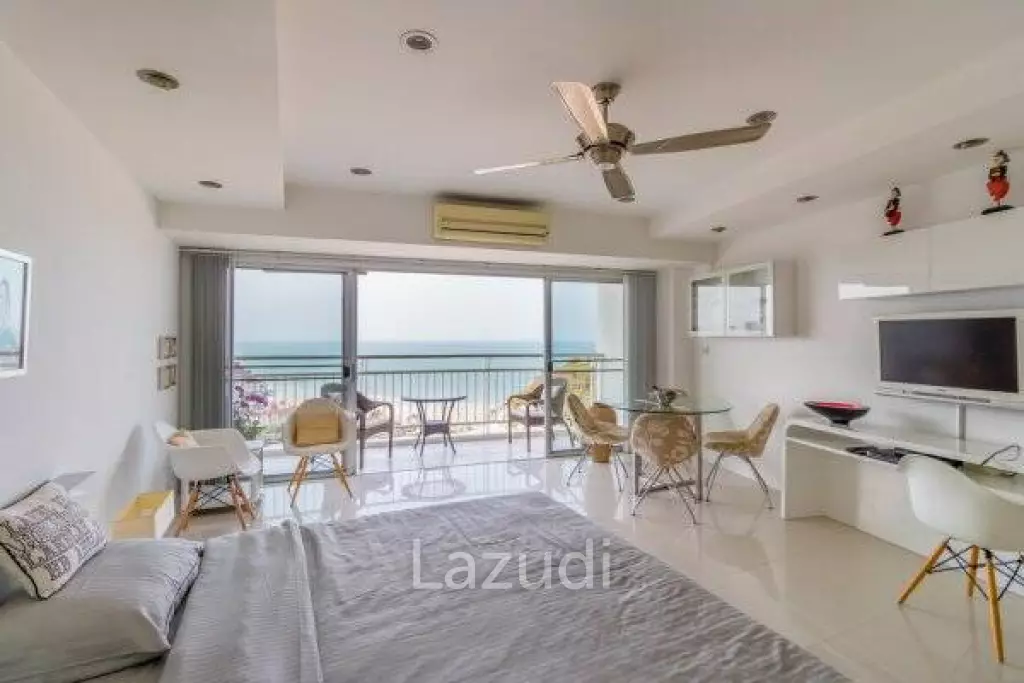 NEWLY RENOVATE CONDO WITH STUNNING VIEW