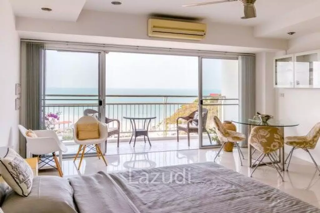 NEWLY RENOVATE CONDO WITH STUNNING VIEW