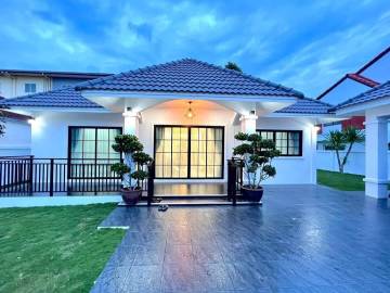 Single House for Sale at Park Village Pattaya