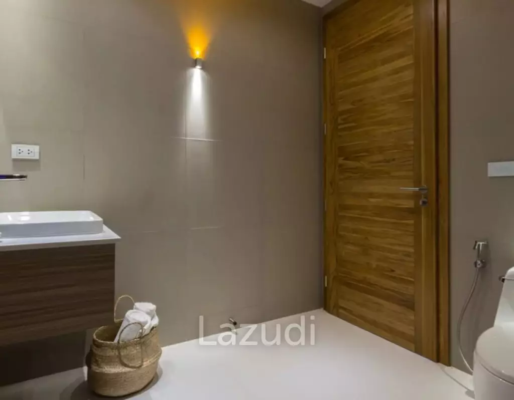 Penhouse 1 Bed 121 SQ.M. with Sea view in Mae Nam