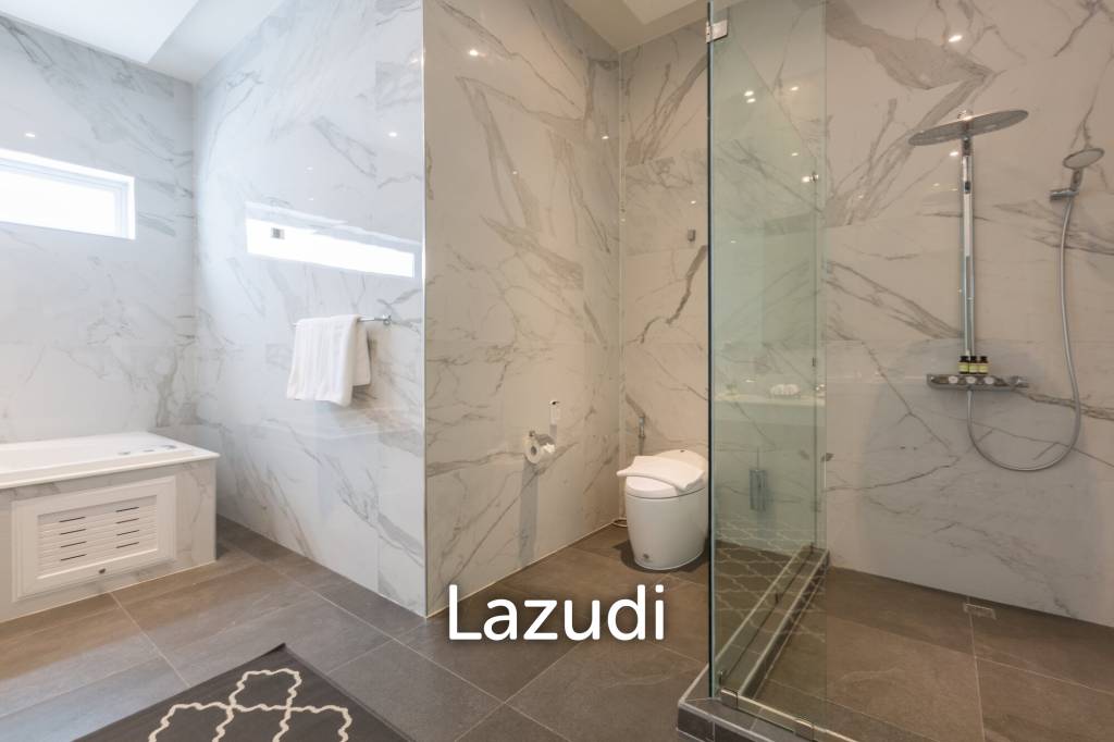 Penthouse 3 Bed Duplex 279 SQ.M with Sea View in Mae Nam