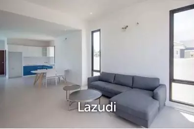 WE BY SIRIN: Modern Style 2 Bed Pool Villa