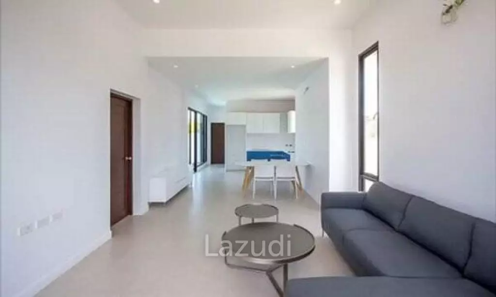 WE BY SIRIN: Modern Style 2 Bed Pool Villa