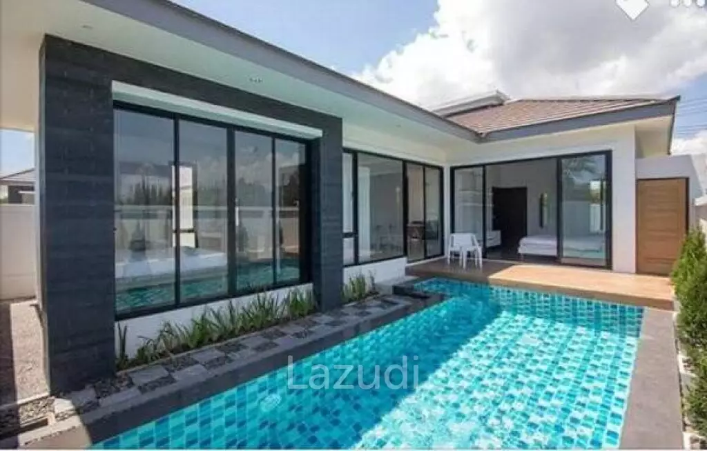 WE BY SIRIN: Modern Style 2 Bed Pool Villa