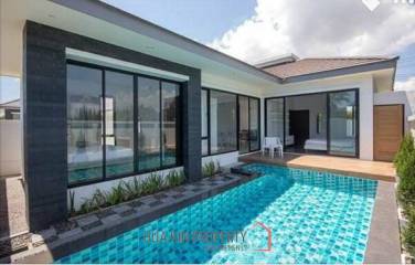 WE BY SIRIN: Modern Style 2 Bed Pool Villa