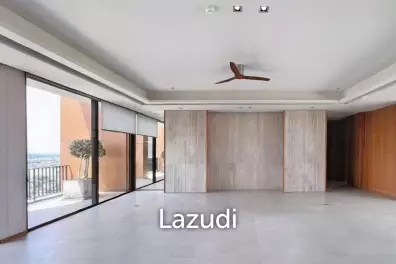 4 Bed 5 Bath 579 SQ.M The Issara Ladprao