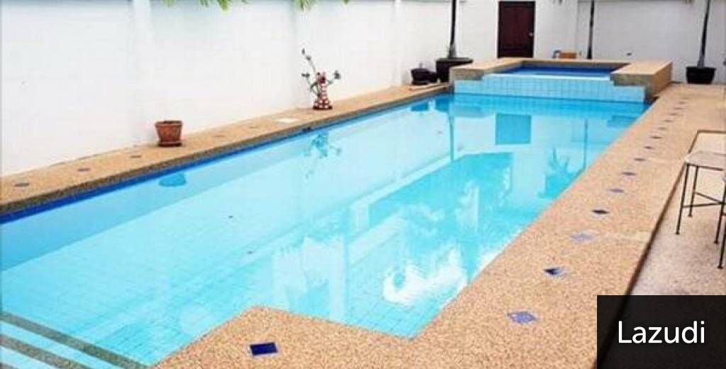 BAAN SILVIA: 4 Bed Pool Villa