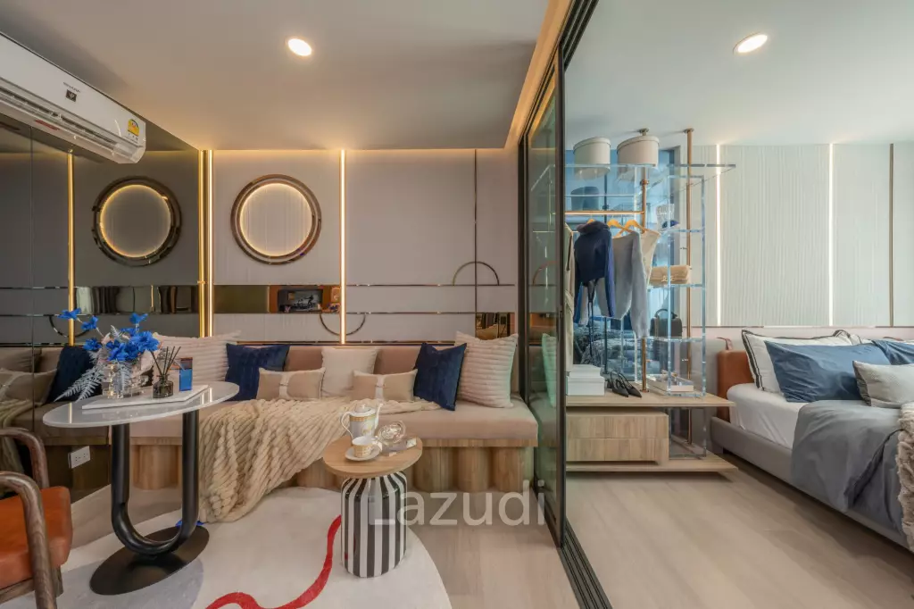 30.81 sqm modern 1 bedroom condo on 8th floor at Aspire Onnut Station Bang Chak