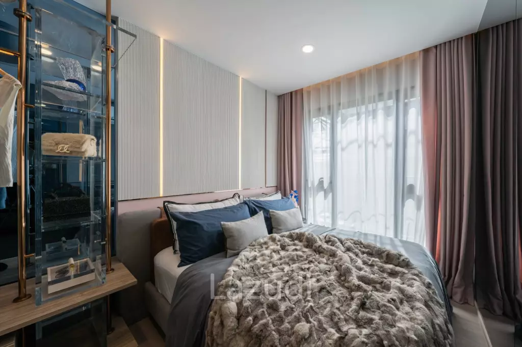 30.81 sqm modern 1 bedroom condo on 8th floor at Aspire Onnut Station Bang Chak