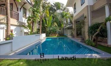 3 Bed 3 Bath Villa For Sale