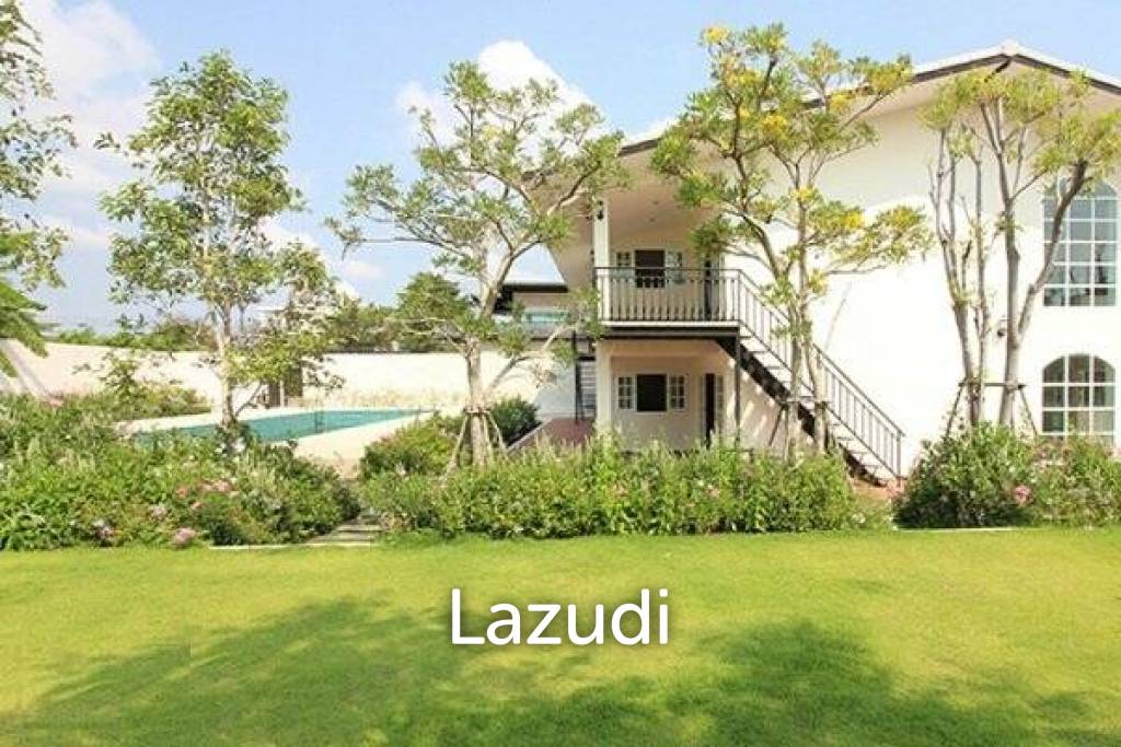 1,600 Sqm Hotel For Sale