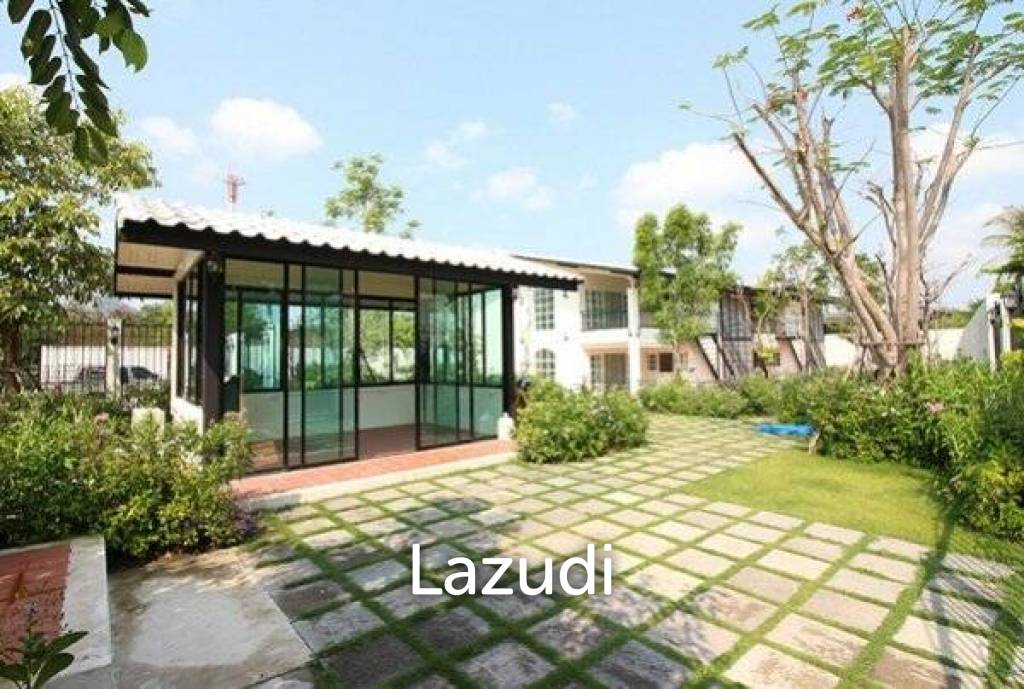 1,600 Sqm Hotel For Sale