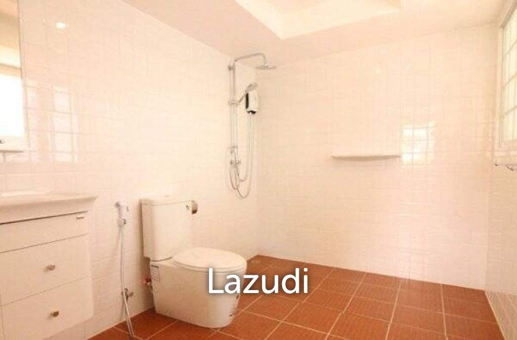 1,600 Sqm Hotel For Sale