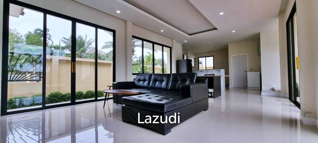 3 Bedrooms 4 Bathrooms 275 SQ.M Horseshoe Point