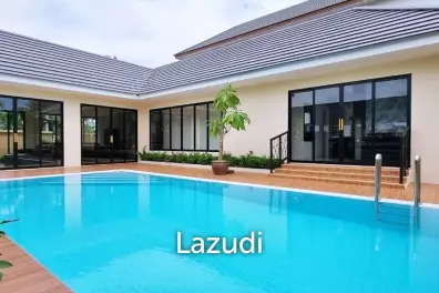 3 Bedrooms 4 Bathrooms 275 SQ.M Horseshoe Point