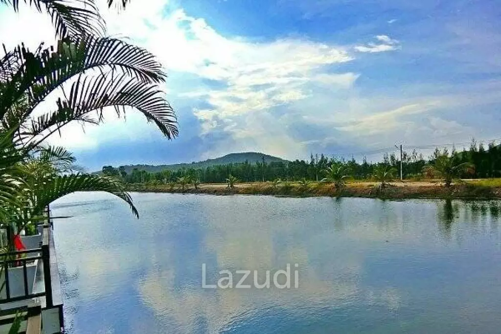 Resort for Sale close to the beach