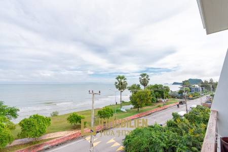 K.M. BEACH CONDO  : 3 Bed Beach Front