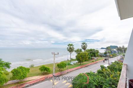 K.M. BEACH CONDO  : 3 Bed Beach Front