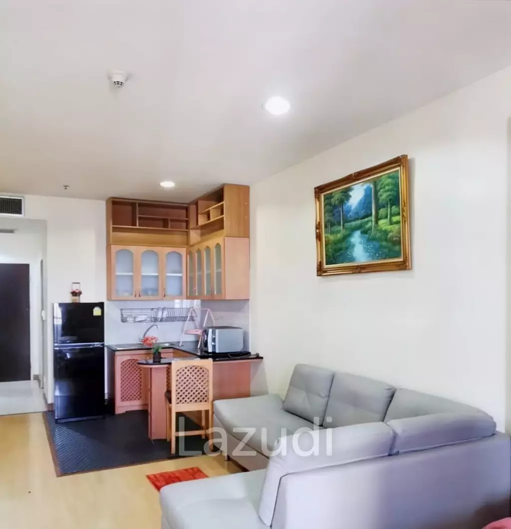 1 bed 1 bath 45 SQ.M The Platinum Fashion Mall