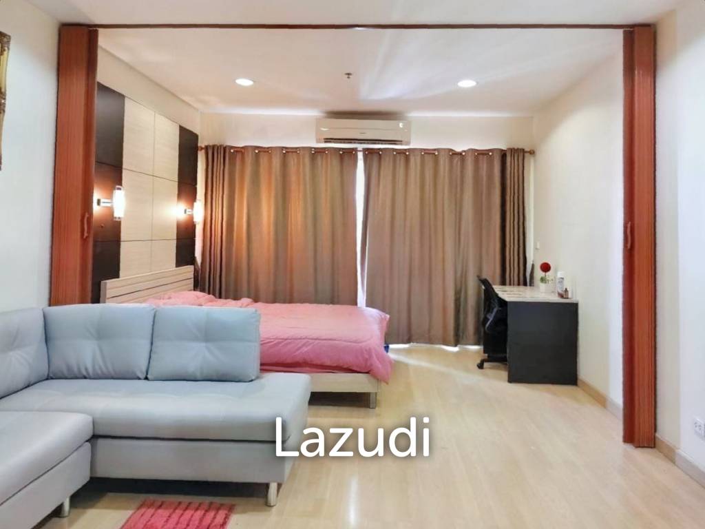 1 bed 1 bath 45 SQ.M The Platinum Fashion Mall