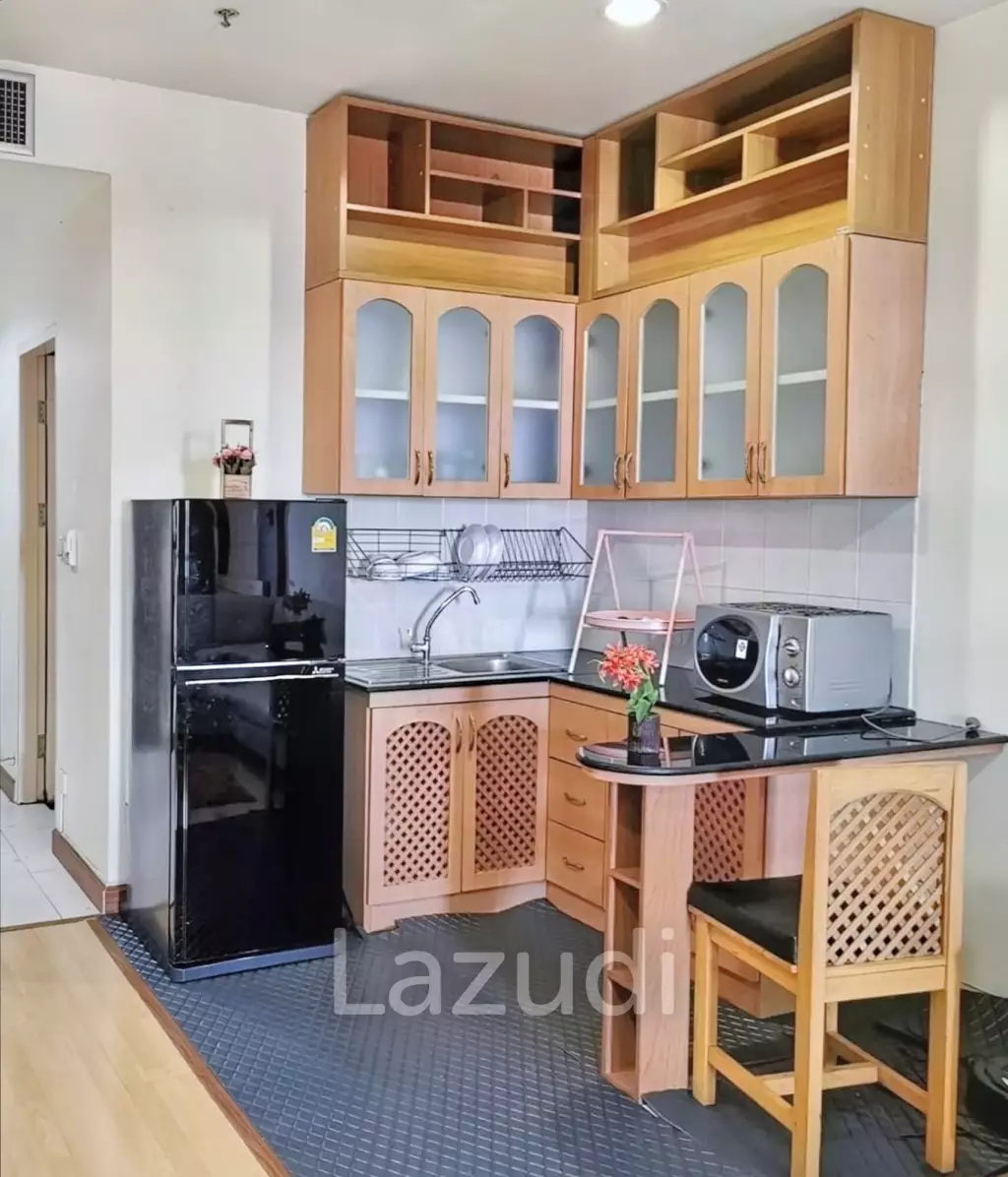 1 bed 1 bath 45 SQ.M The Platinum Fashion Mall