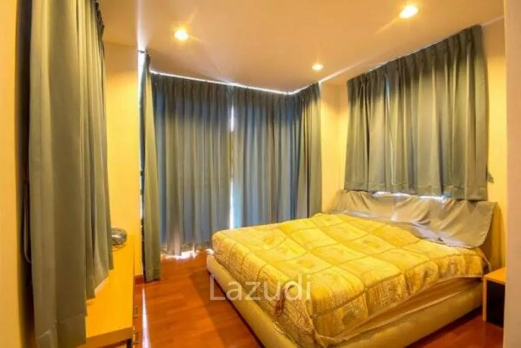 Luxury 3 Storey 3 Bed Villa