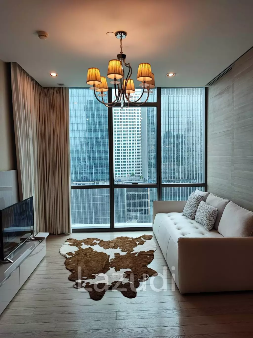 1 bed 1 bath 54 SQ.M The Room Sukhumvit 21