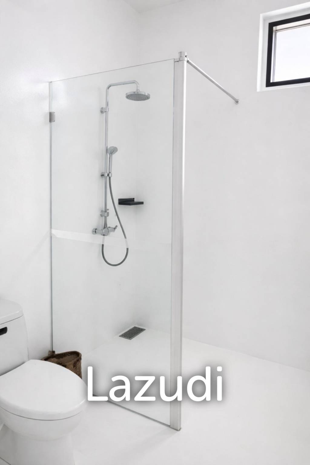 STYLISH MODERN HOUSE  : 3 bed great location