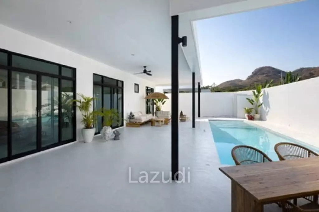 STYLISH MODERN HOUSE  : 3 bed great location