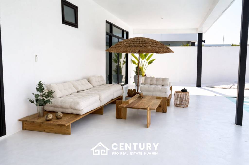 STYLISH MODERN HOUSE  : 3 bed great location