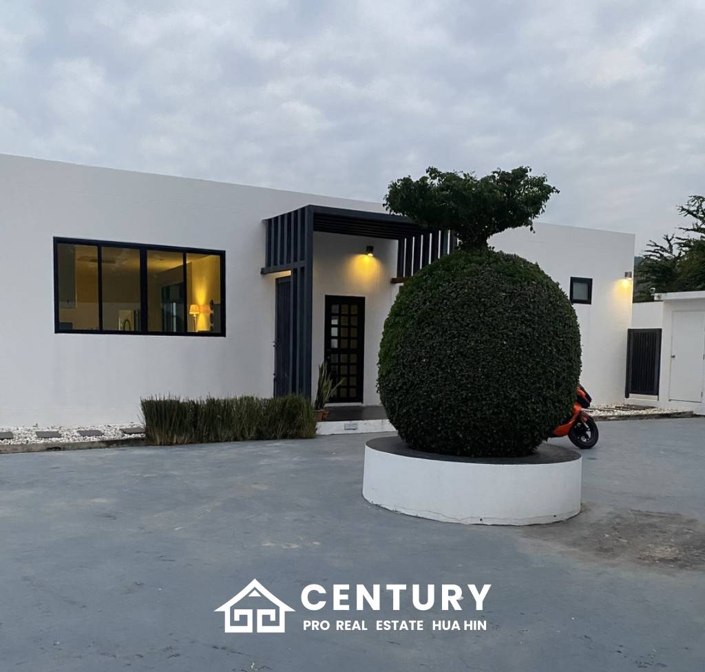 STYLISH MODERN HOUSE  : 3 bed great location