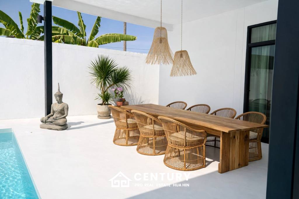 STYLISH MODERN HOUSE  : 3 bed great location