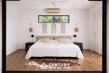 STYLISH MODERN HOUSE  : 3 bed great location