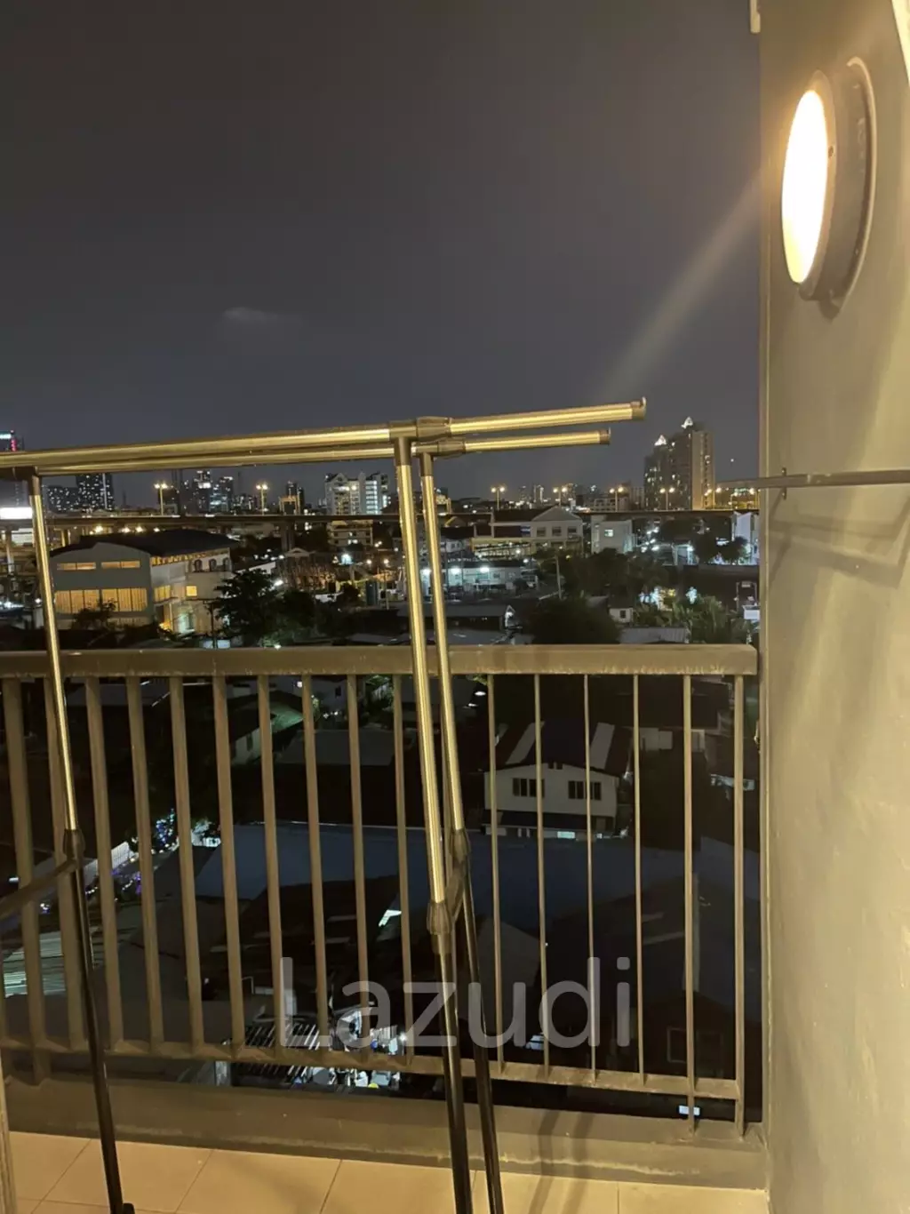 2 bed 1 bath 49 SQ.M Life Sukhumvit 48
