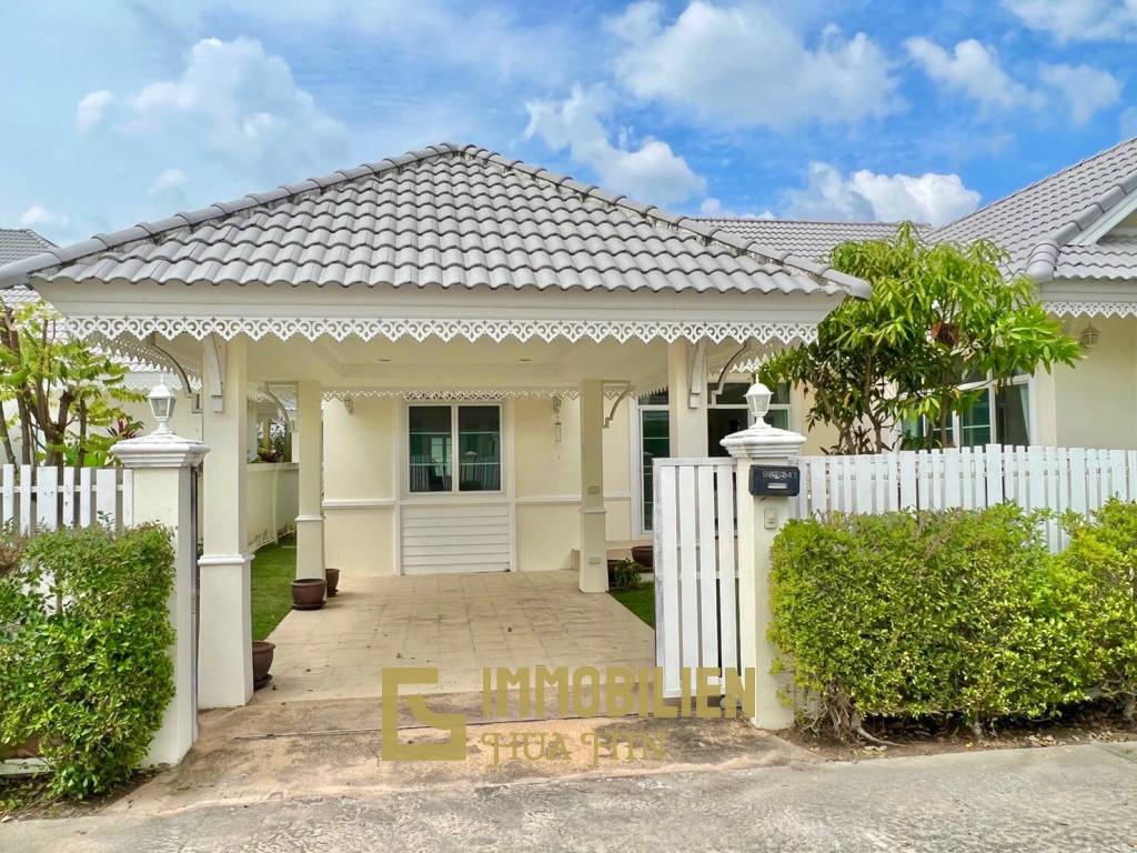 Nice Breeze By The Sea : 4 Bedroom Villa Close To The Beach