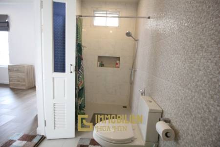 280 metro cuadrado 4 ` 3 Baño Villa de Venta