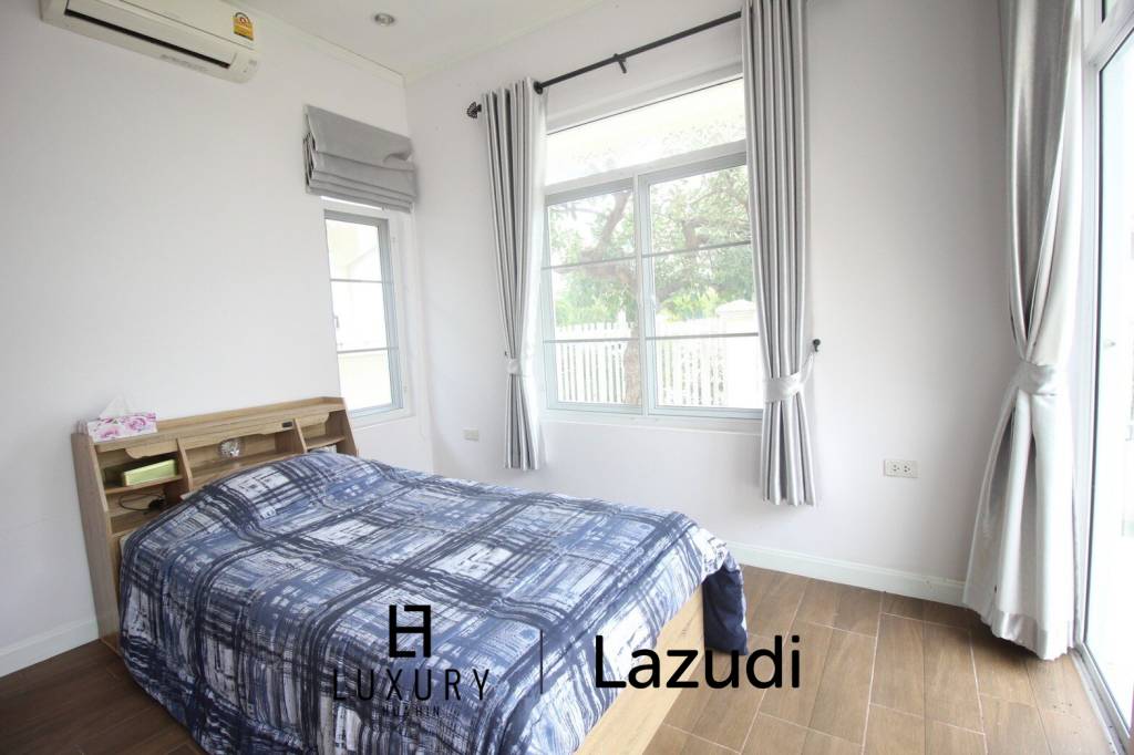 280 qm 4 Bett 3 Bad Villa Für Verkauf