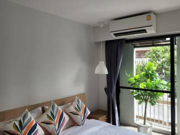 1bed 1 bath 49 SQ.M The Greenston Thonglor Residence