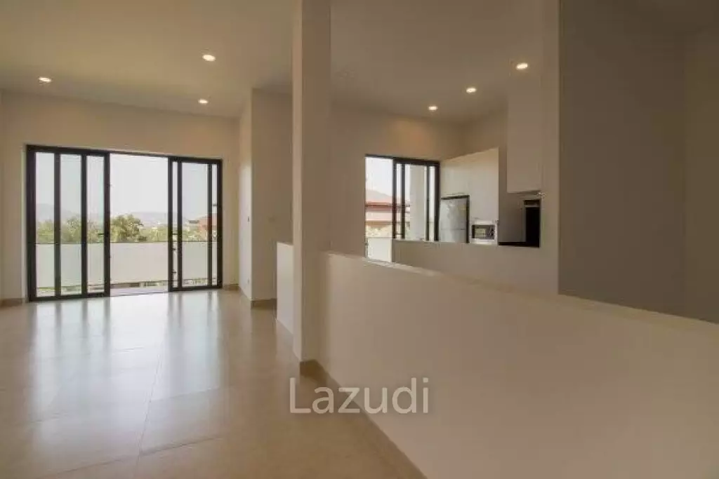 Luxury 2 Bed Condo