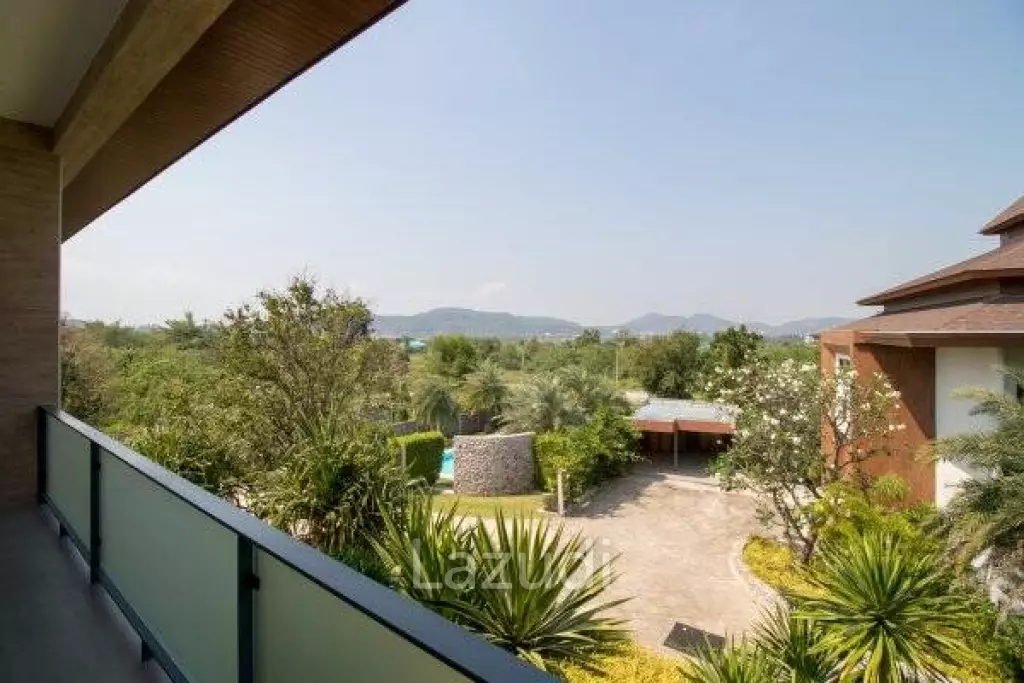 Luxury 2 Bed Condo