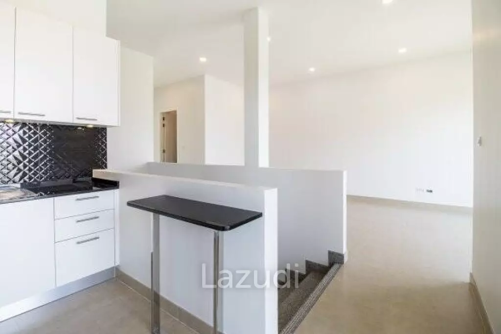 Luxury 2 Bed Condo