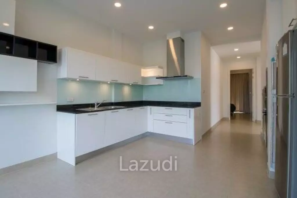 Luxury 2 Bed Condo